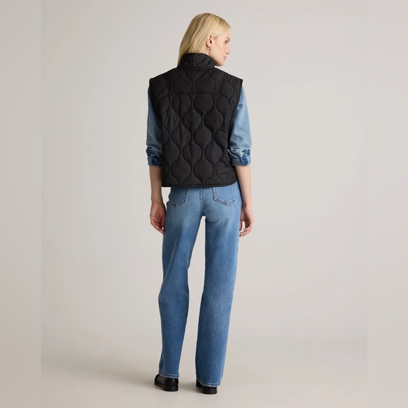 QUINCE Black Featherless Quilted Puffer Vest Size Small - Picture 3 of 16